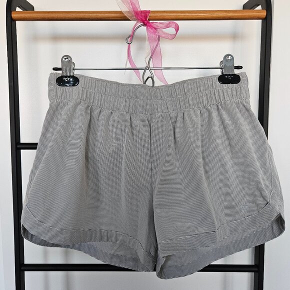 Running Shorts - Picture 1 of 4